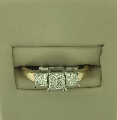 14KY 1CTW Three Stone Ring 